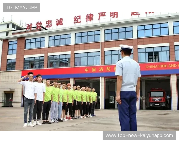 CS2战队加强爆破点攻坚训练，多点配合更默契