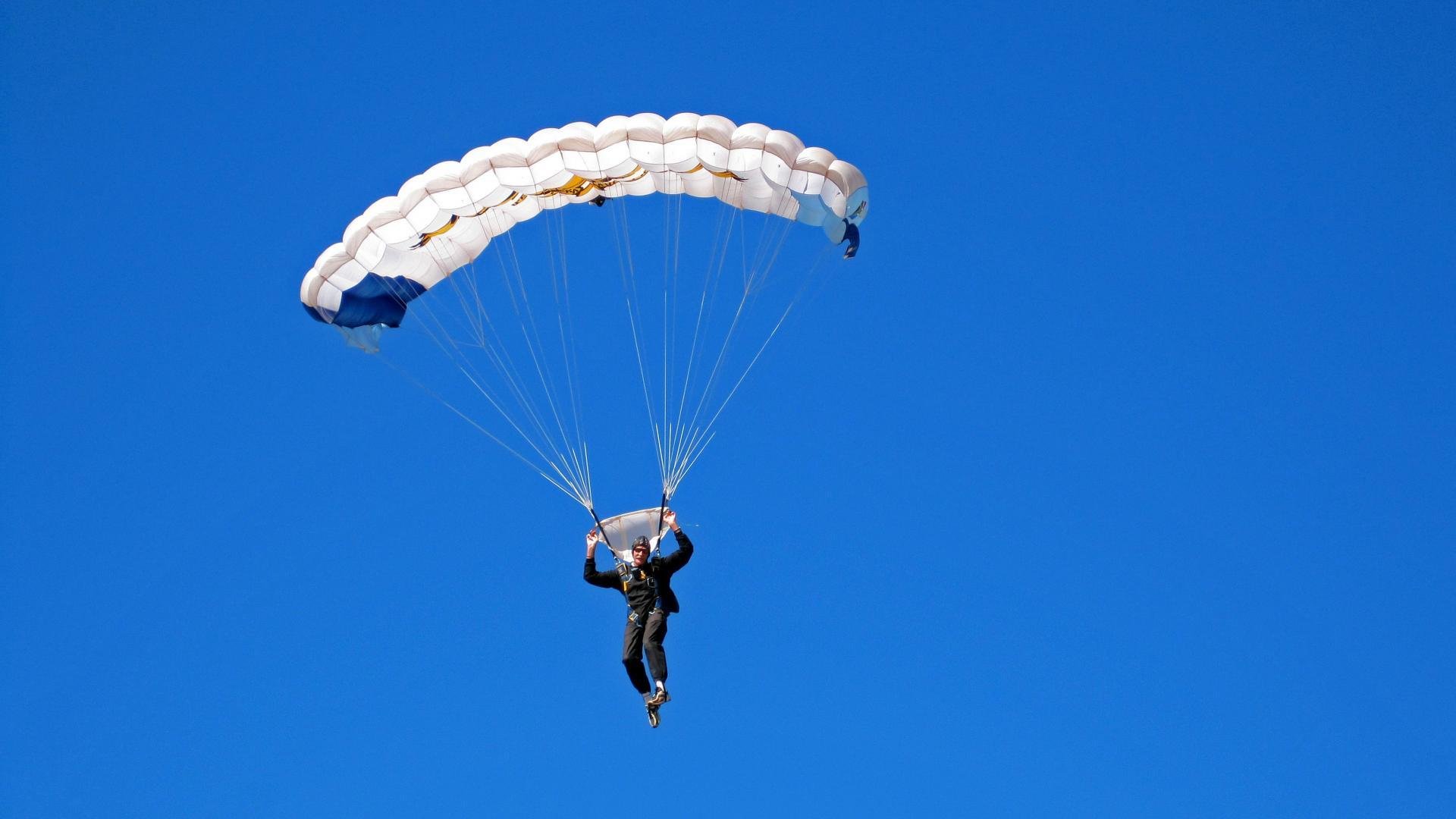 “快艇冲浪：马鞍山赛场引领极速水上运动的未来”